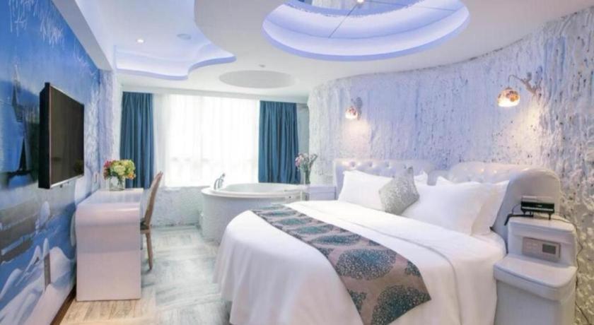 Vienna Hotel - Shenzhen Dongmen Hubei Metro Station Екстериор снимка